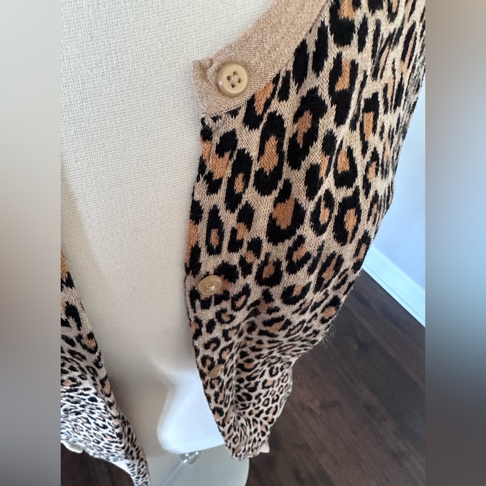 Merona 🎯 Target Cotton Button-Up Cardigan Sweater Leopard Animal Print XL EUC - Picture 5 of 11
